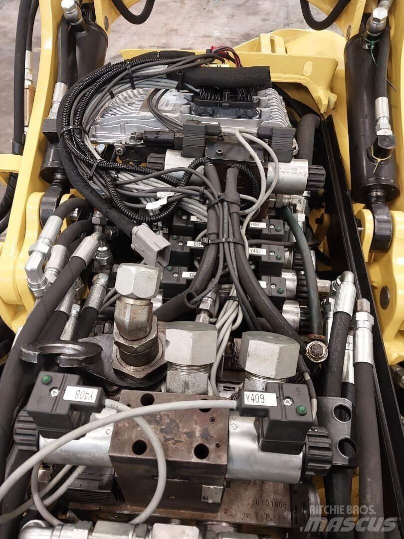 John Deere H480C 收割机机箱