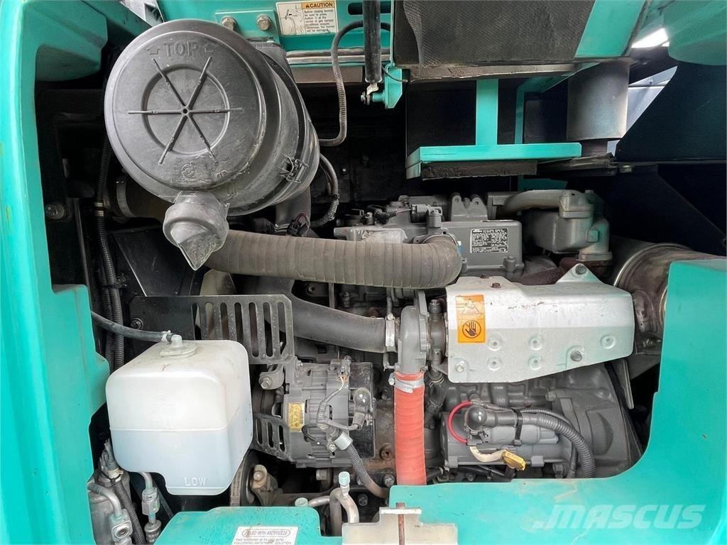 Kobelco SK75SR 中型挖掘机