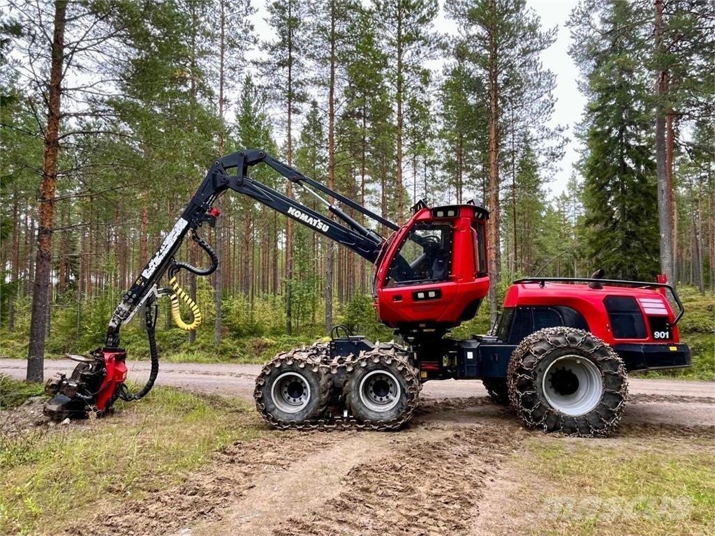 Komatsu 901 收割机
