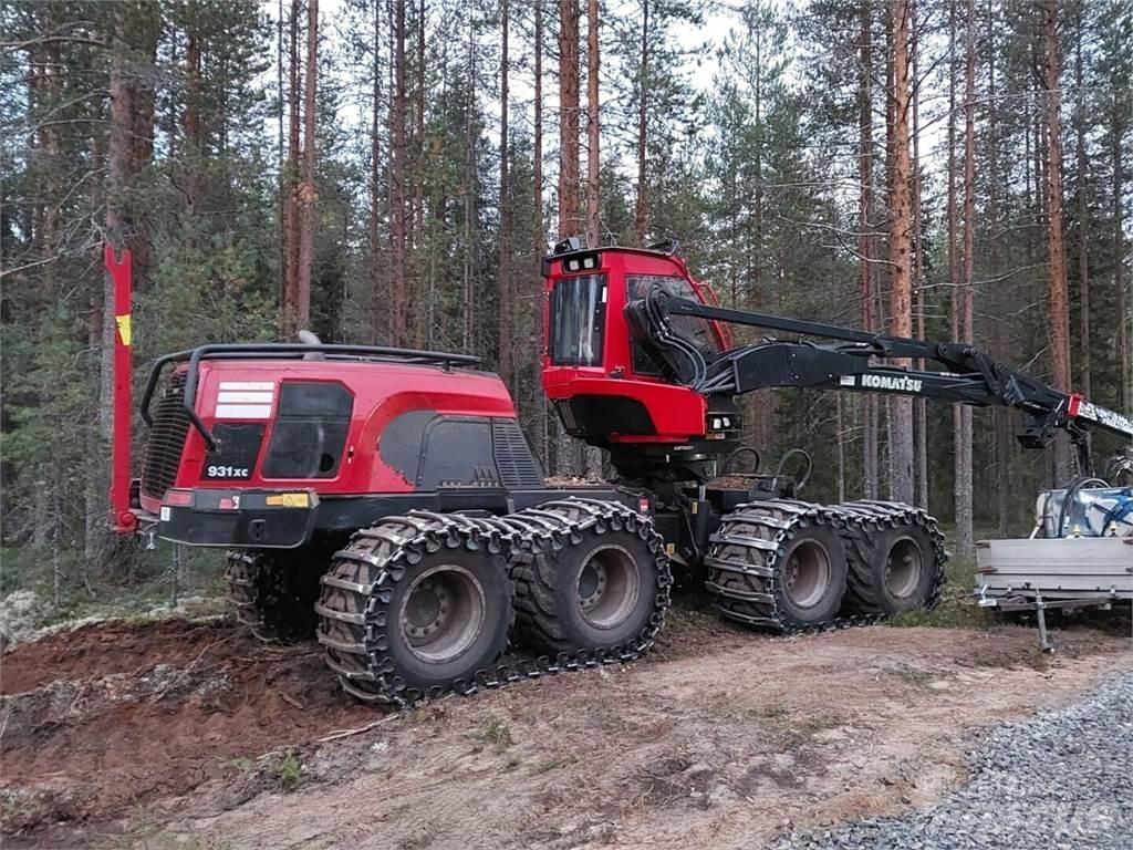 Komatsu 931 xc 收割机