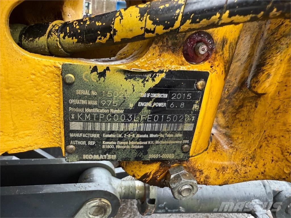 Komatsu PC09 小型挖掘机