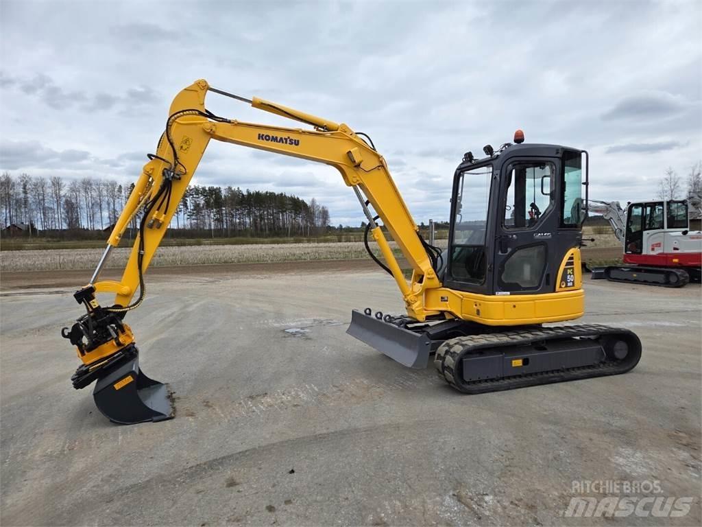 Komatsu PC50MR-2 小型挖掘机