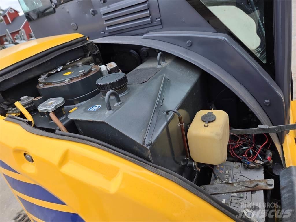 Komatsu PC50MR-2 小型挖掘机