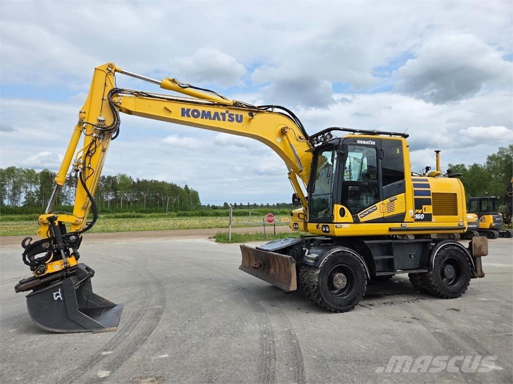 Komatsu PW160-11 轮式挖掘机