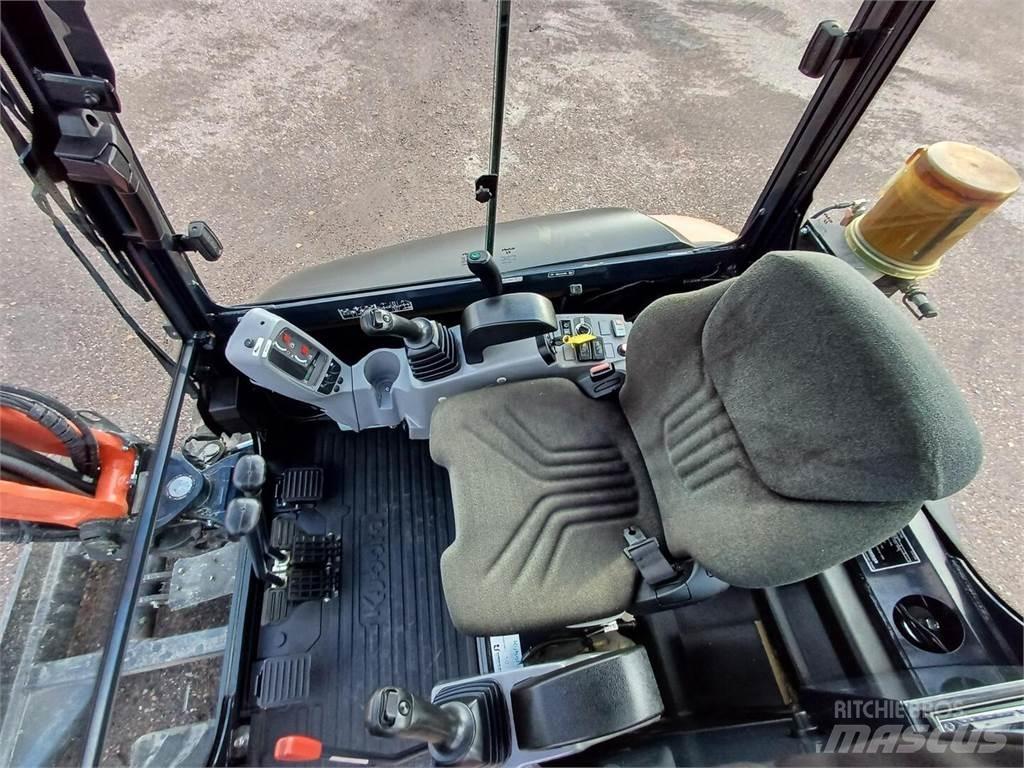 Kubota KX 030-4 小型挖掘机