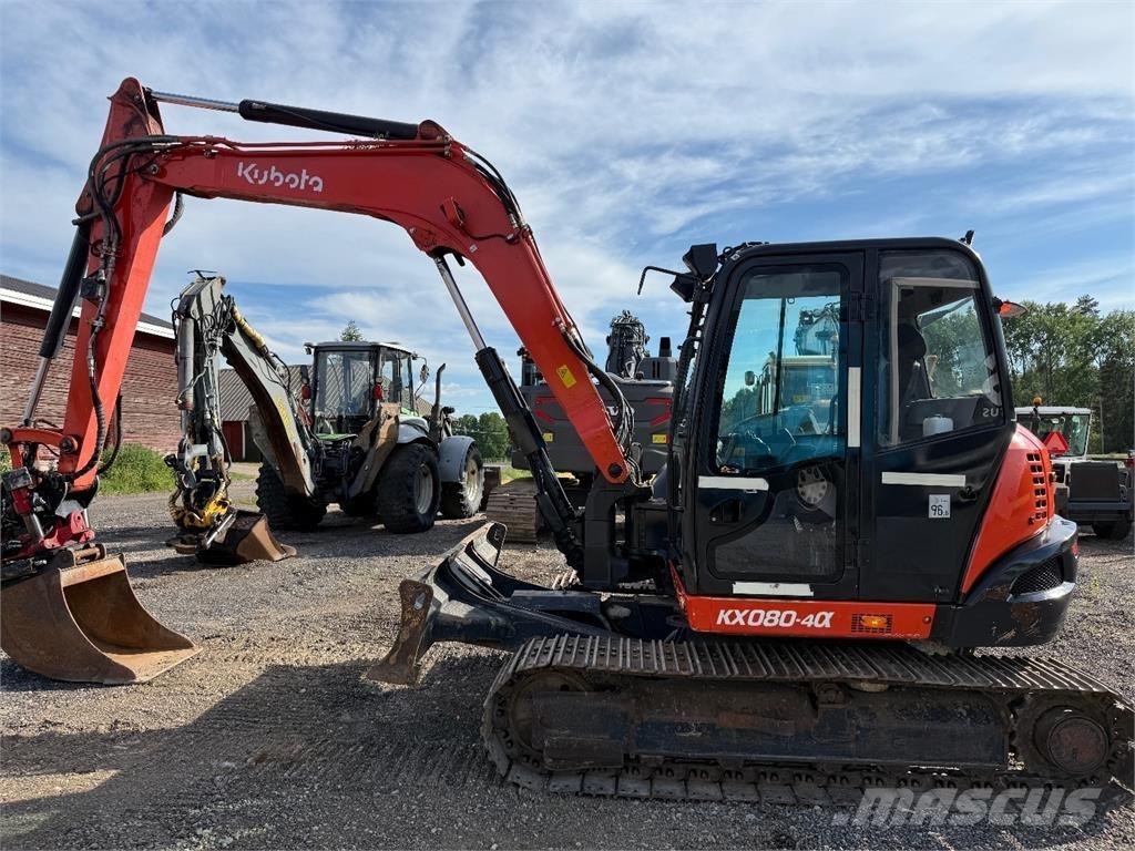 Kubota KX080-4 中型挖掘机