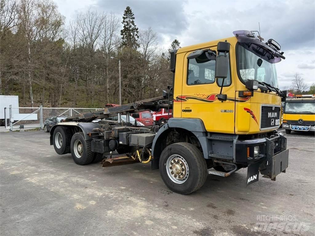 MAN 19.403 4x4 + 2 市政车