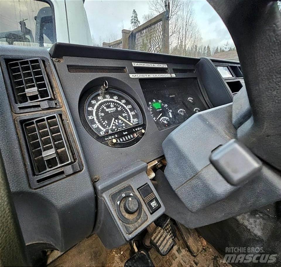 Renault M230ti 工程吊钩车