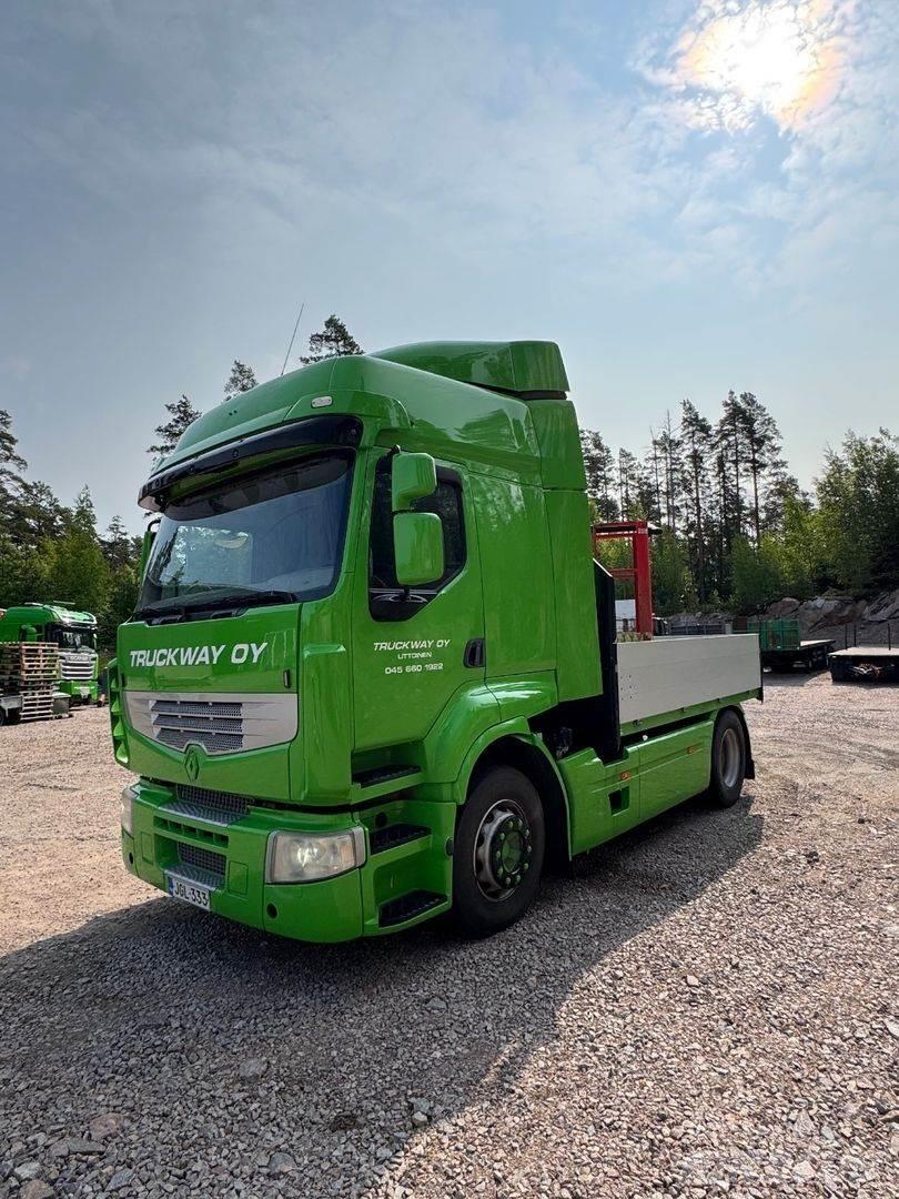 Renault Premium 起重车