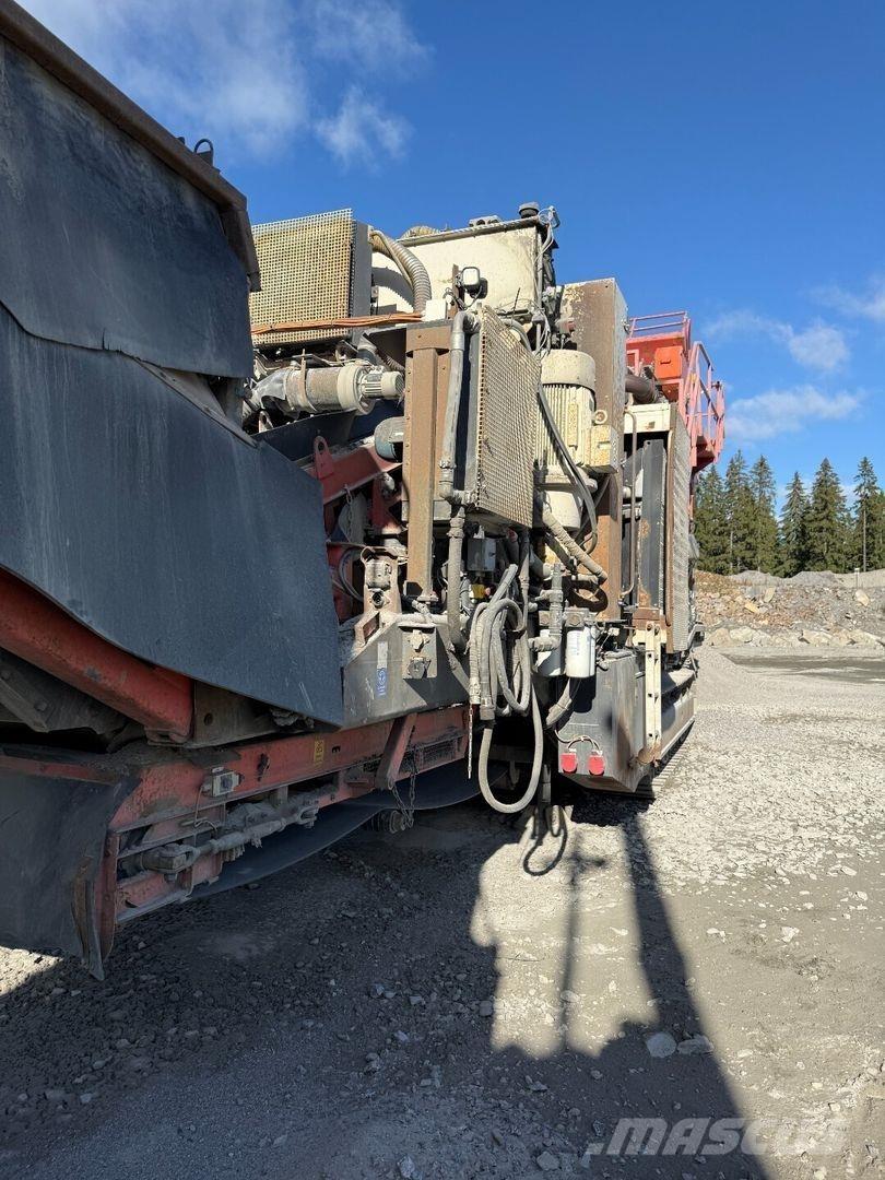 Sandvik WH440e 破碎机
