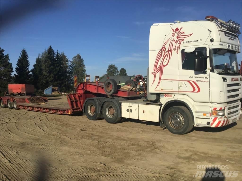 Scania R560 车辆运输车