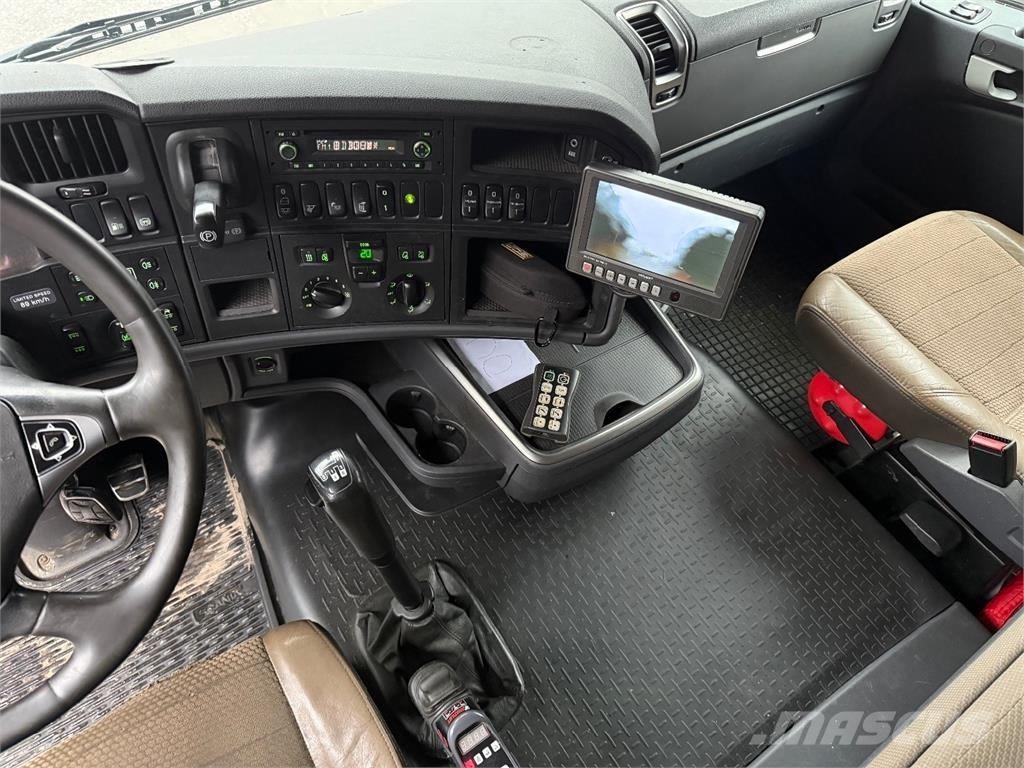 Scania R560 工程吊钩车