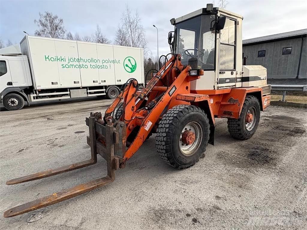 Schaeff SKL 835 轮式装载机