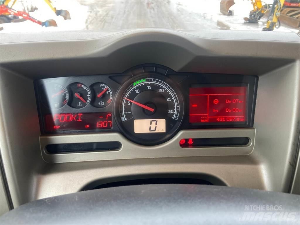 Sisu C 600 2+2 林业运输车