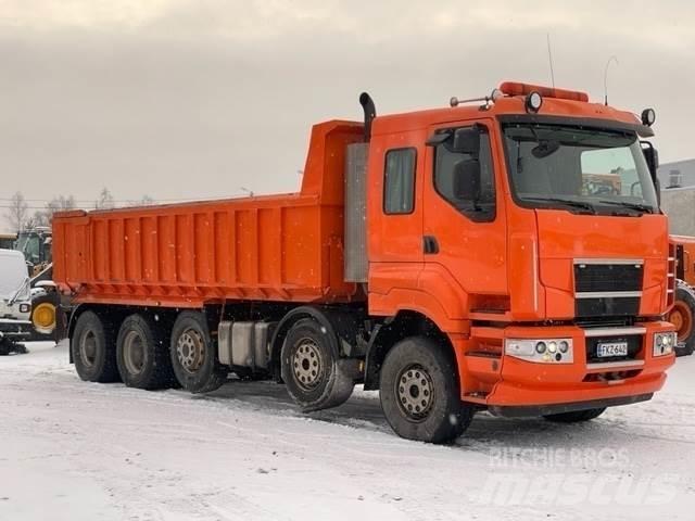 Sisu C600 E15M 自卸式货车