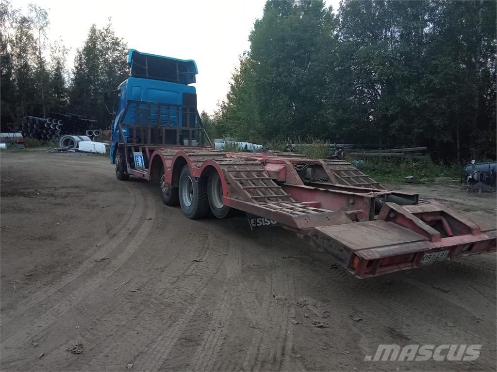 Sisu E12 林业运输车