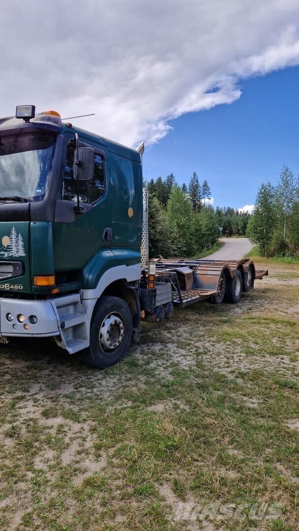 Sisu E12M 车辆运输车
