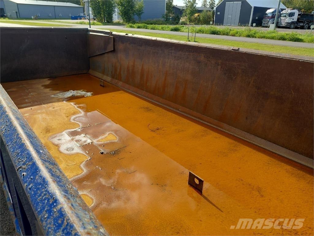Sisu Kasettilava 自卸式货车