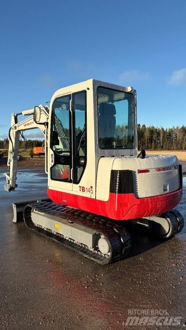 Takeuchi TB145 小型挖掘机
