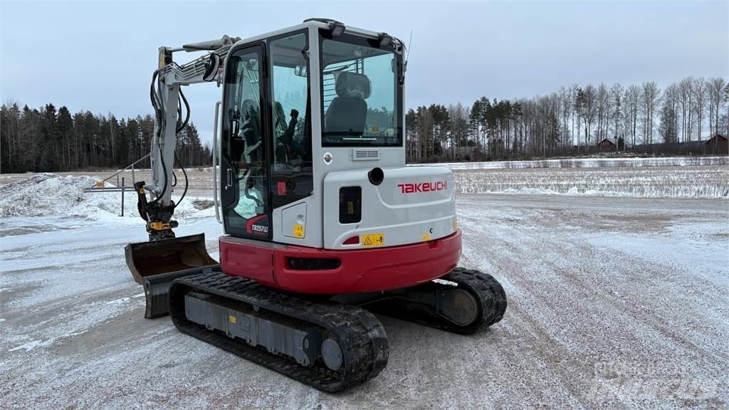 Takeuchi TB257FR 小型挖掘机