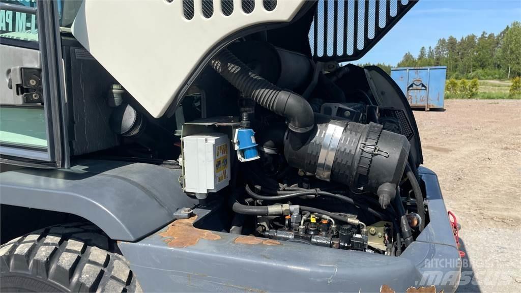 Terex TL100 轮式装载机