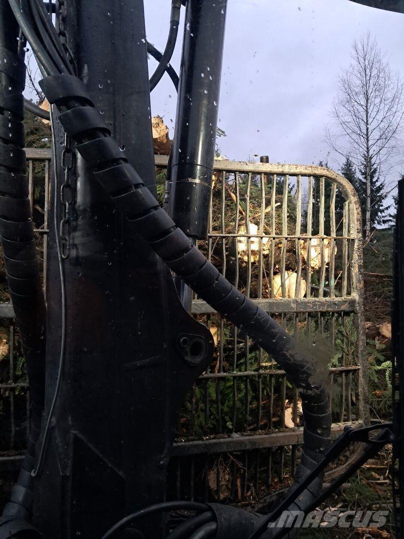 Timberjack 810b 集运机