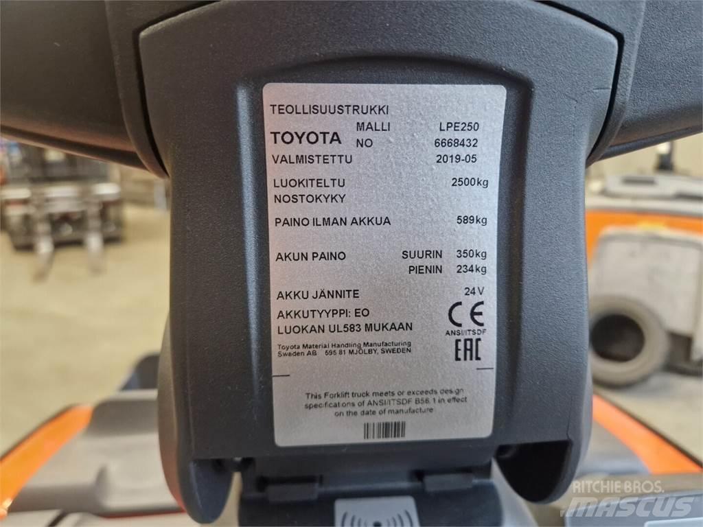 Toyota LPE 250 其他叉车