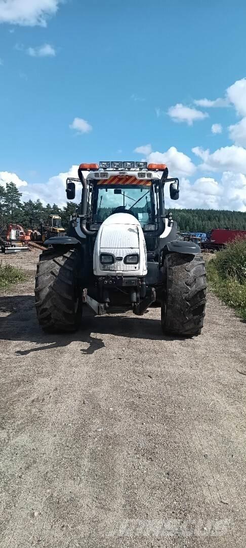 Valtra T 180 拖拉机/农用车