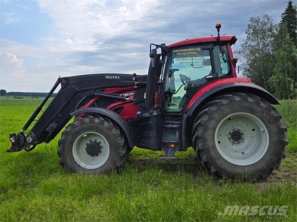 Valtra T144 Versu 拖拉机/农用车