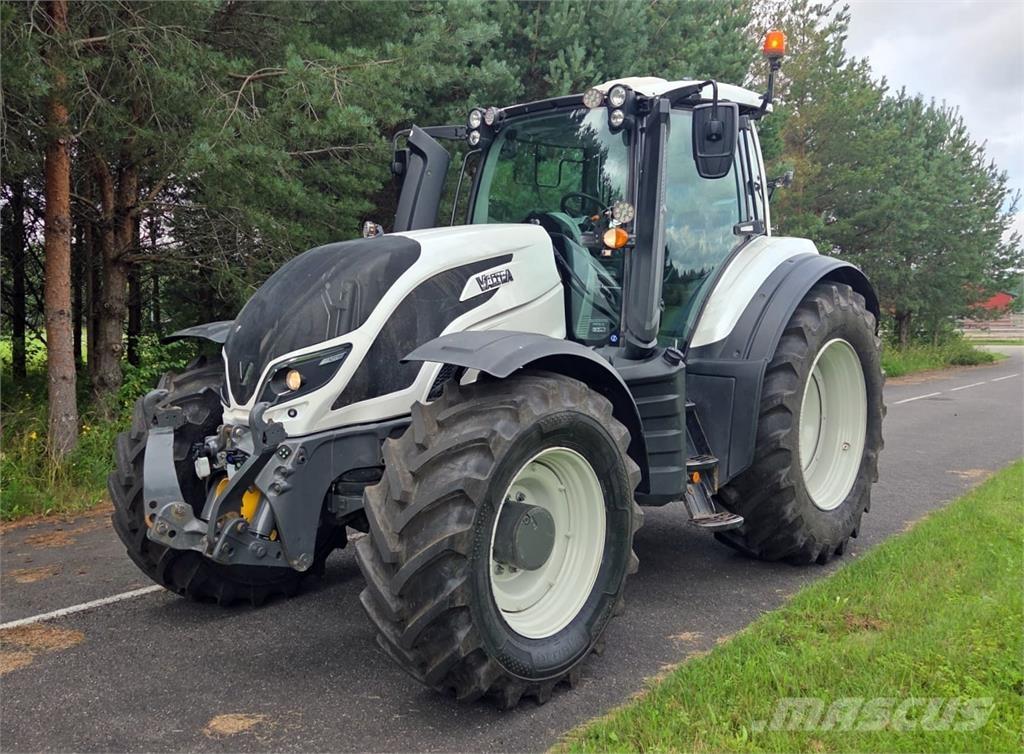 Valtra T254 Versu 拖拉机/农用车