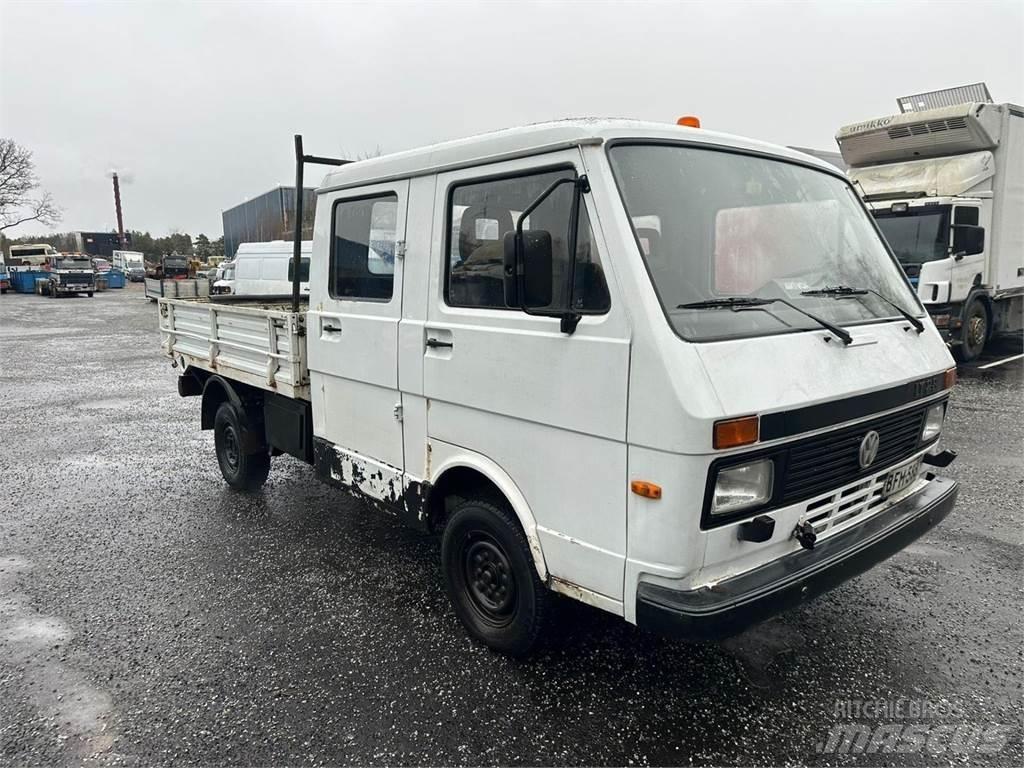 Volkswagen LT28 平板栏板货车