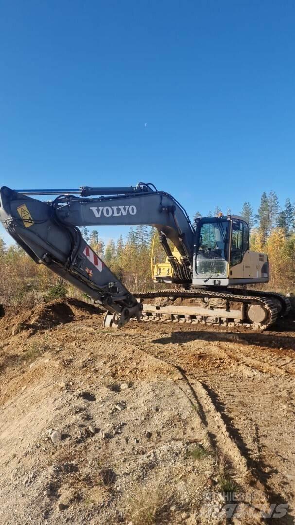 Volvo 210C 履带挖掘机