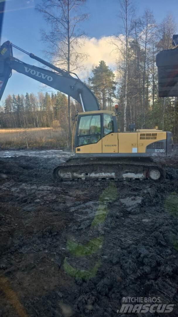 Volvo 210C 履带挖掘机