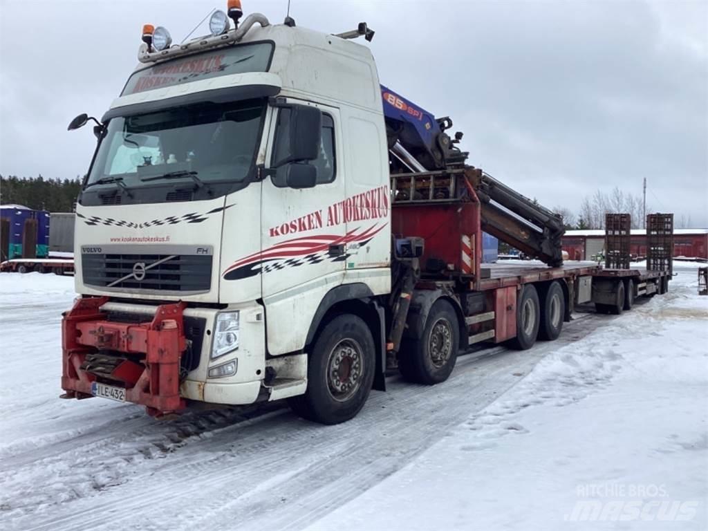 Volvo 8x4 起重车