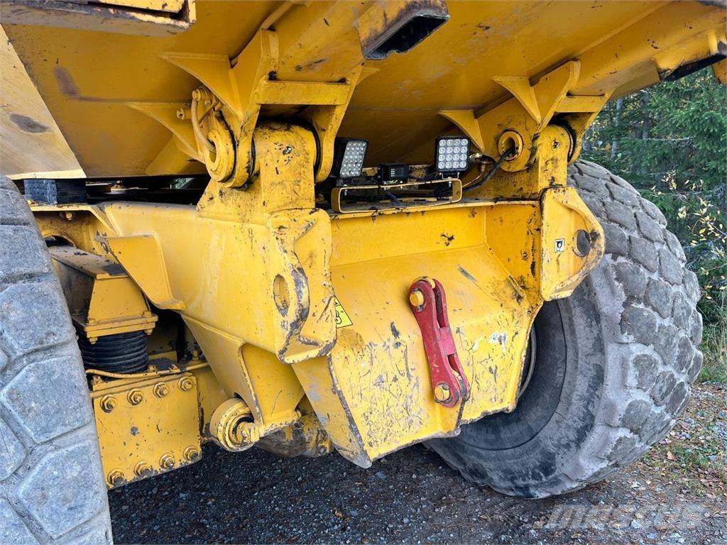 Volvo A35D 铰接式自卸车