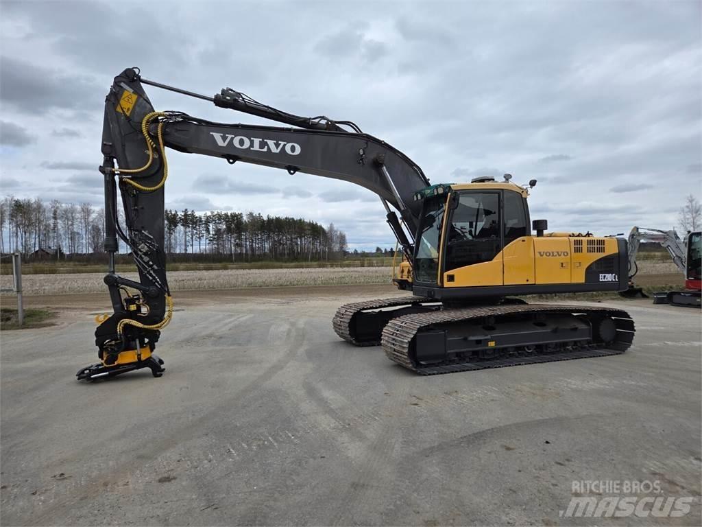 Volvo EC210CL 履带挖掘机