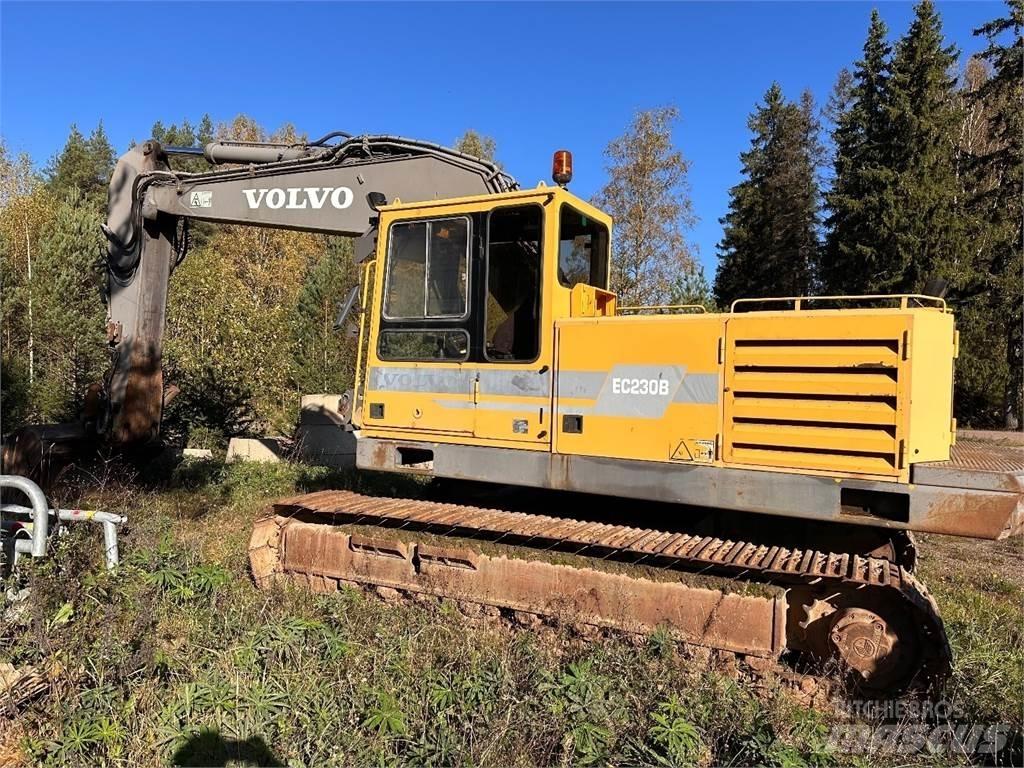 Volvo EC230B 履带挖掘机