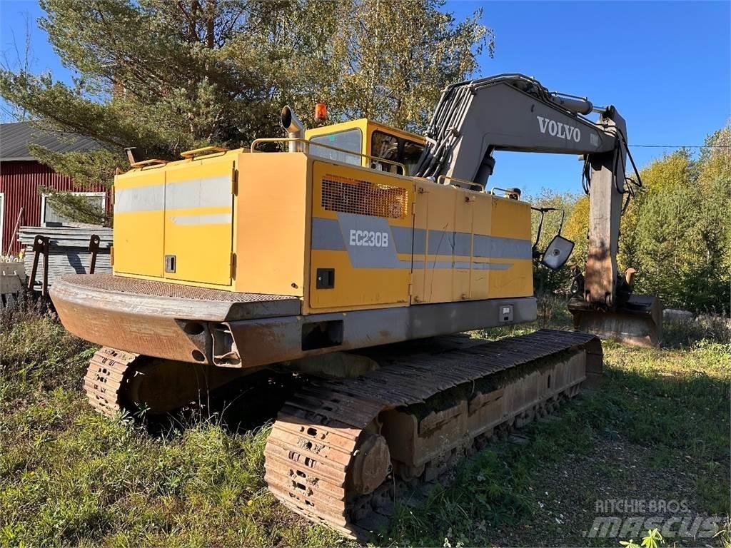 Volvo EC230B 履带挖掘机