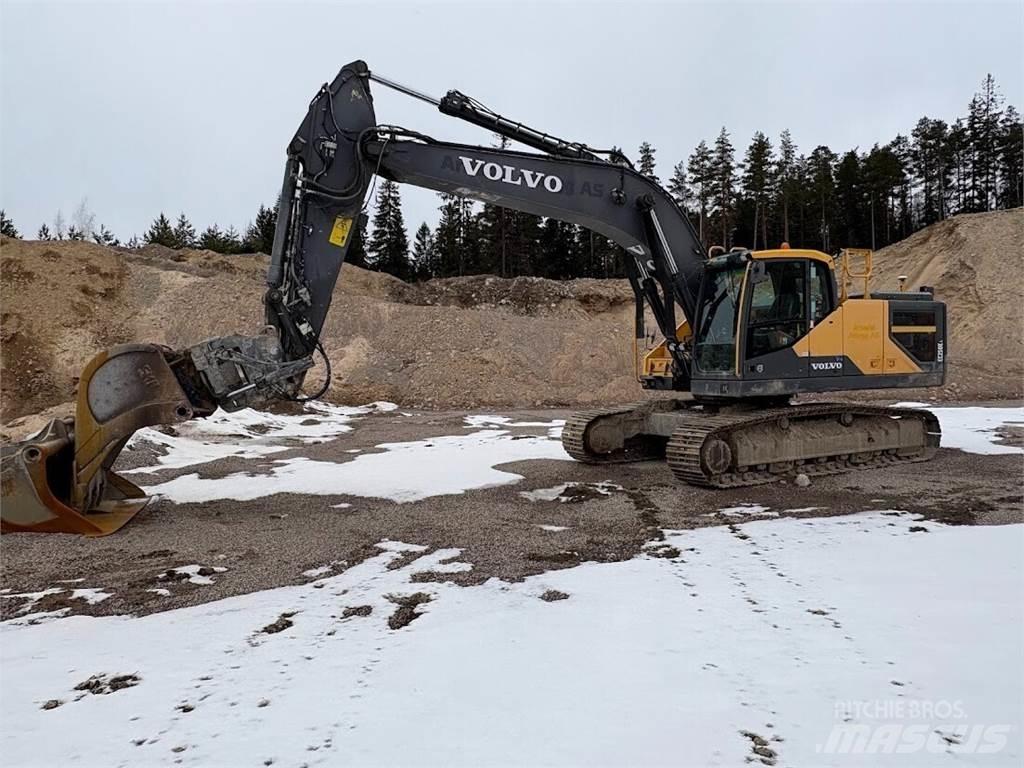 Volvo EC250EL 履带挖掘机