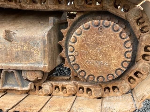Volvo EC300DL 履带挖掘机