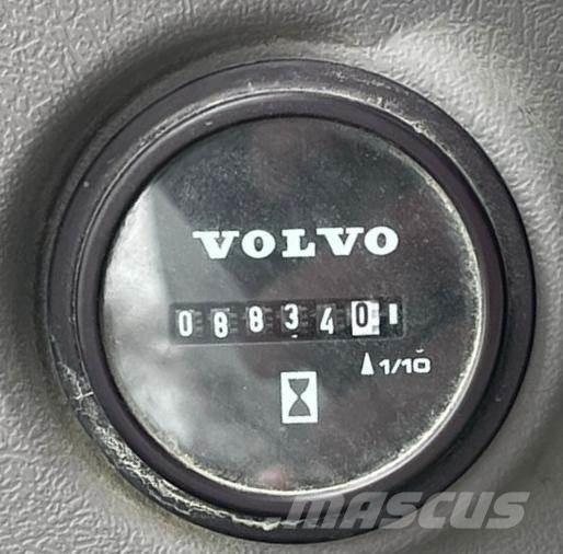 Volvo EC480DL 履带挖掘机