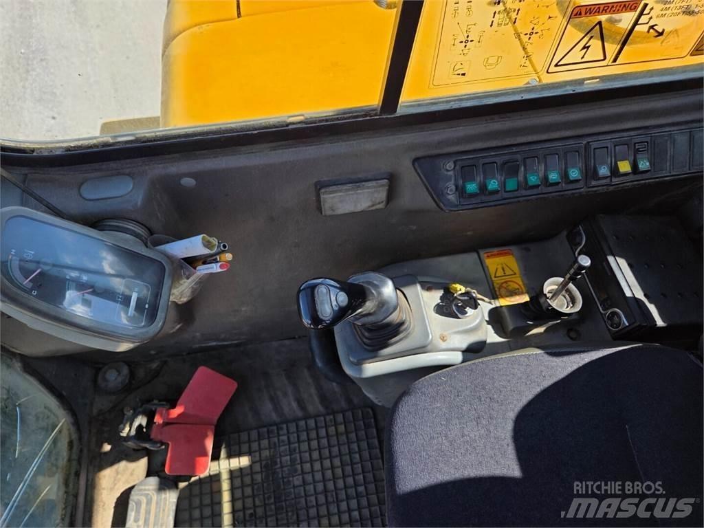 Volvo EC55B 小型挖掘机