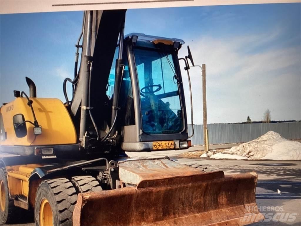 Volvo EW 轮式挖掘机