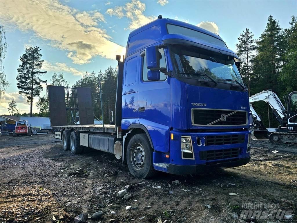 Volvo FH12 6x2 平板栏板货车