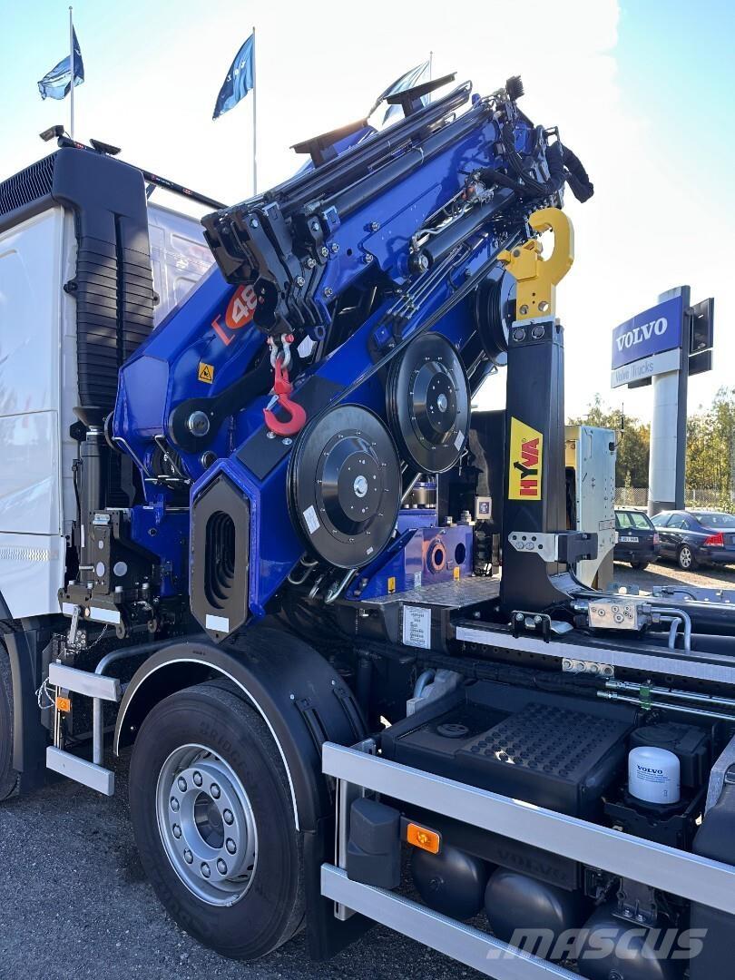 Volvo FH13 8x4 起重车