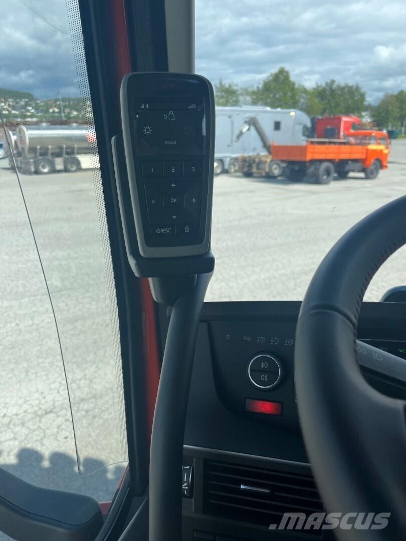 Volvo FH16 750 牵引车