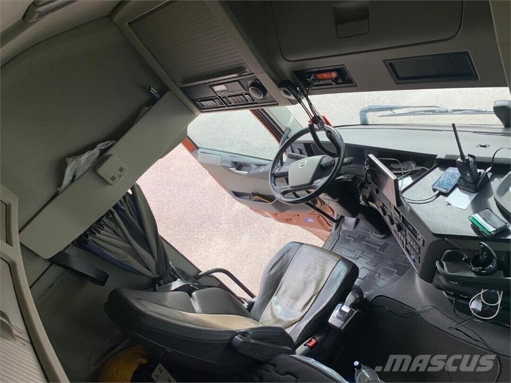 Volvo FH500TC 8x4 碎木车