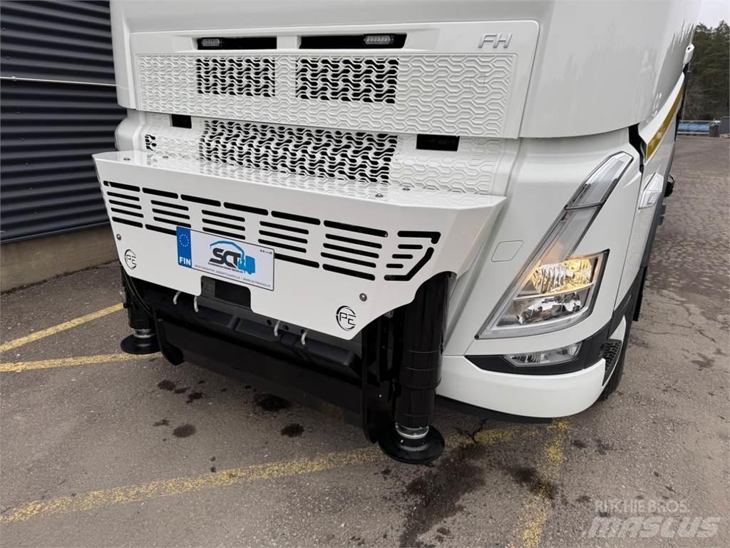 Volvo FH540 10X4 起重车