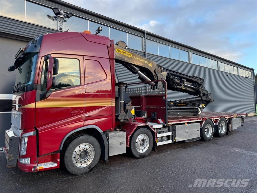 Volvo FH540 8X4 起重车