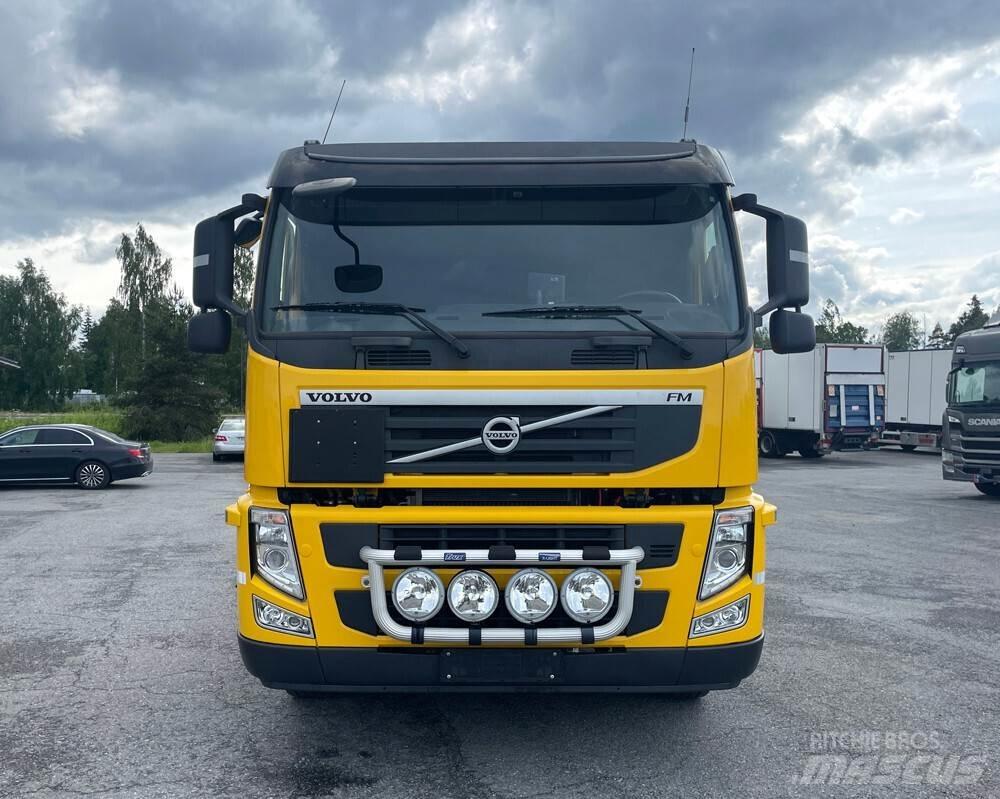 Volvo FM 8X4 -12 工程吊钩车